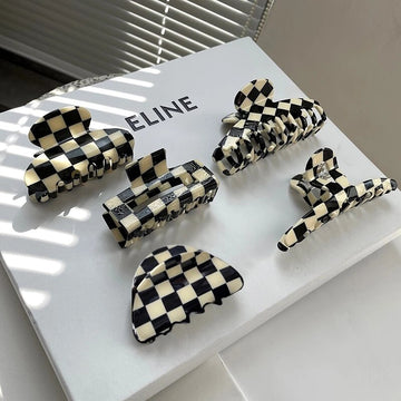 AOMU INS Fashion Black White Check Acrylic Hair Claw Clips Smooth Beige Irregular Geometric Hairpin for Women Jewelry Gifts daiiibabyyy